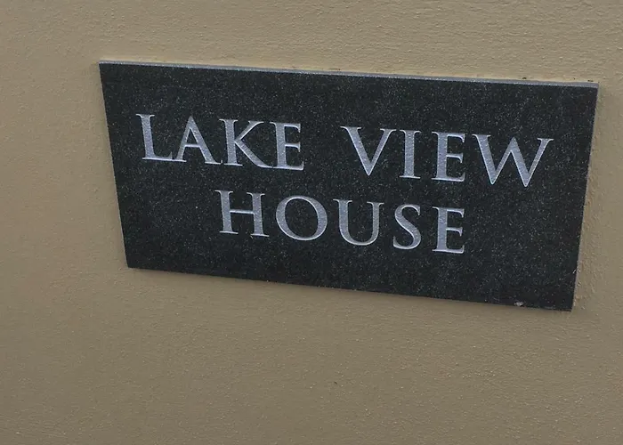 Lakeview House Feriehus *